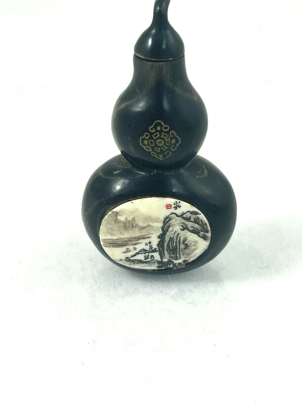 Asian Themed Pear Shaped Snuff Bottle With Graphics