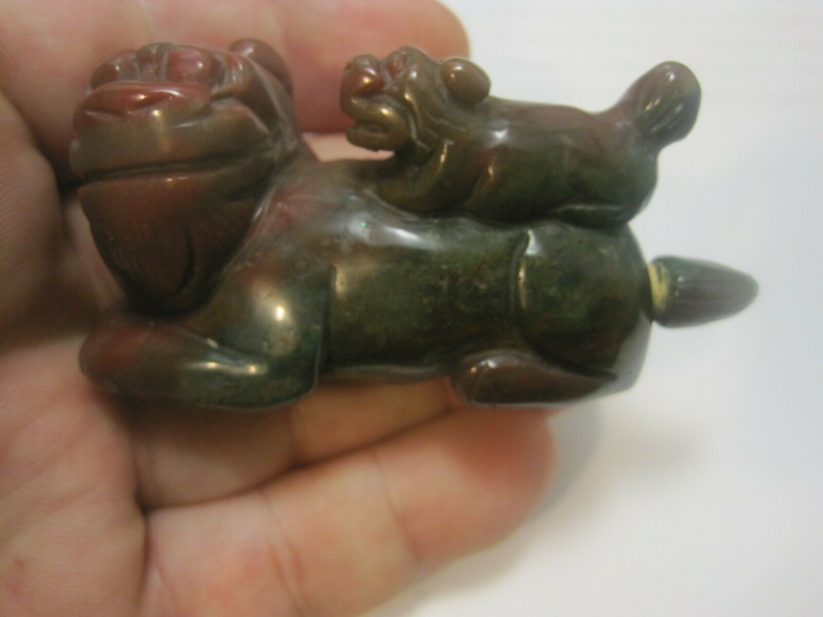 Chinese Hardstone Foo Dog With Pup On Back Snuff Bottle
