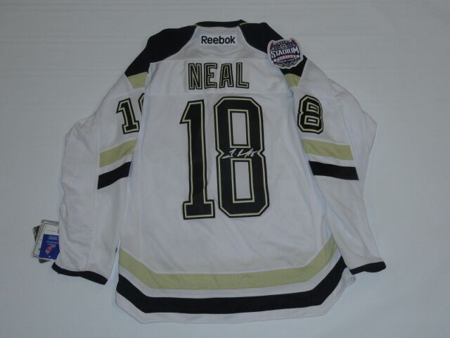 James Neal Signed Rbk Pittsburgh Penguins 2014 Stadium Series Jersey Licensed