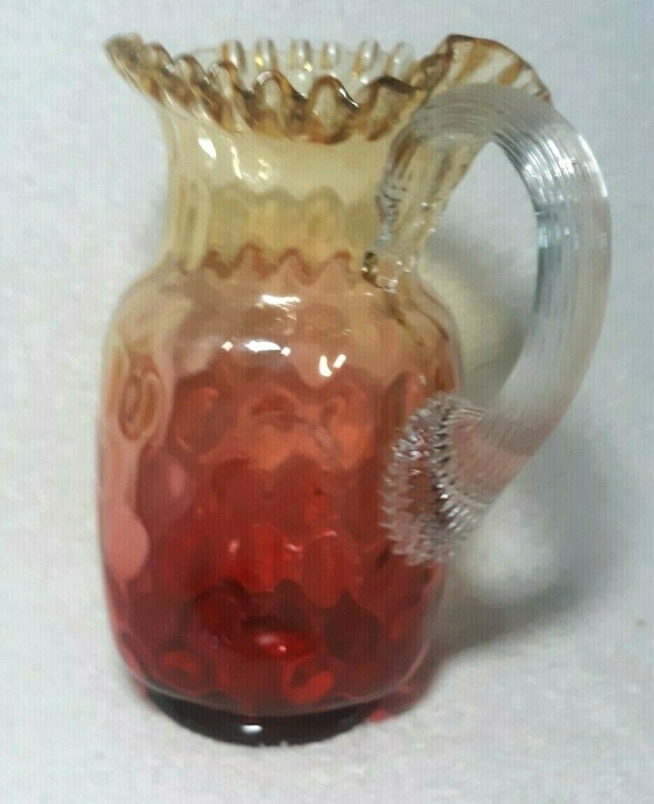 Beautiful Vintage Amberina Pinched Side Ruffled Edge Pitcher 7" Applied Handle