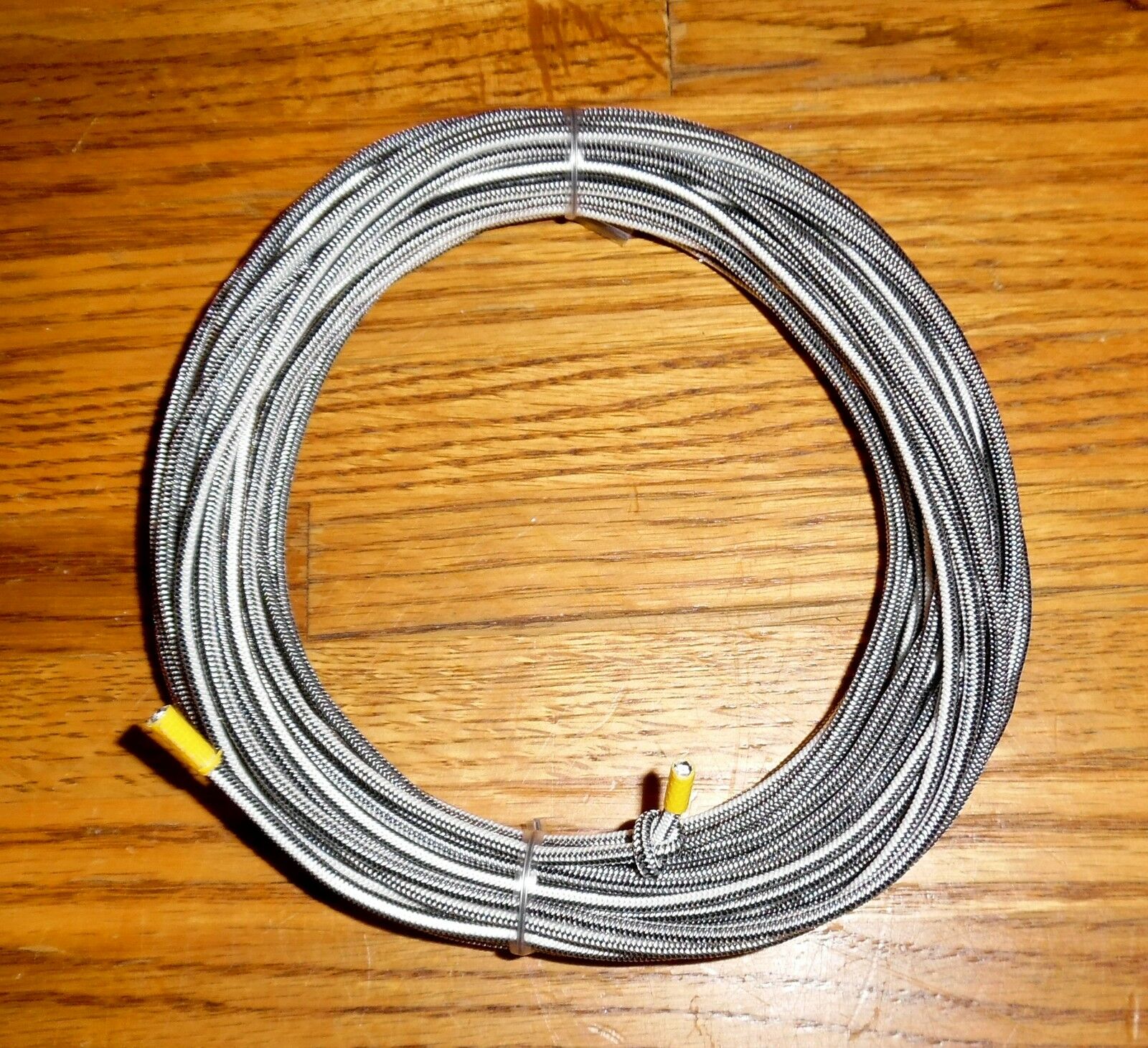 50ft X 3/32" Black&white Shock Cord (bungee) Dac.jacket (perfect For Tent Poles)