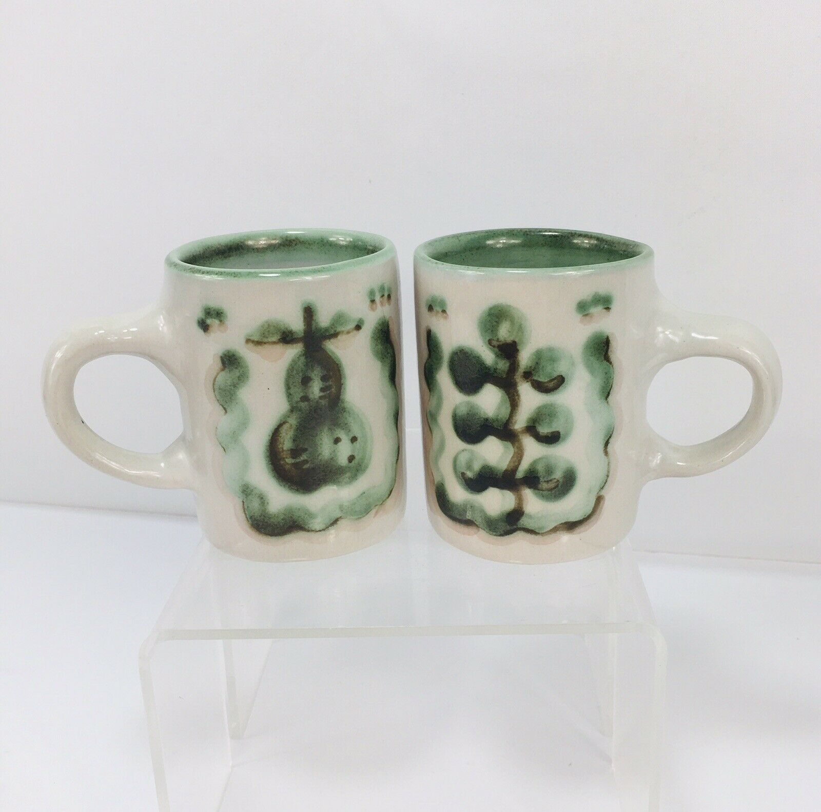 M. A. Hadley Green Pear & Grapes The End 6oz Tea Cup 3.5" Coffee Mug Small Set 2